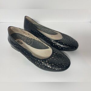 Propet black perforated leather slip on shoes flats 10 N (AA)